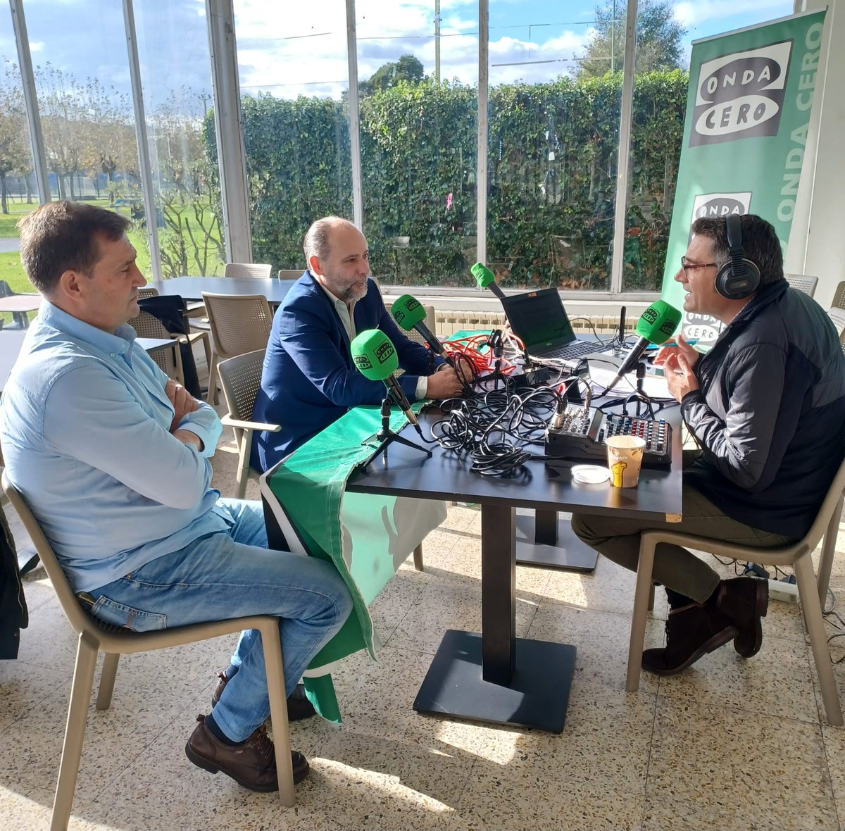🗣️ Raúl Ruiz, director del IMD, ya nos habla de la actividad que llevan a cabo en las instalaciones de La Albericia

👟 En total, imparten 16 escuelas, 22 cursos trimestrales y 4 campus semanales que se desarrollan coincidiendo con los periodos de vacaciones escolares