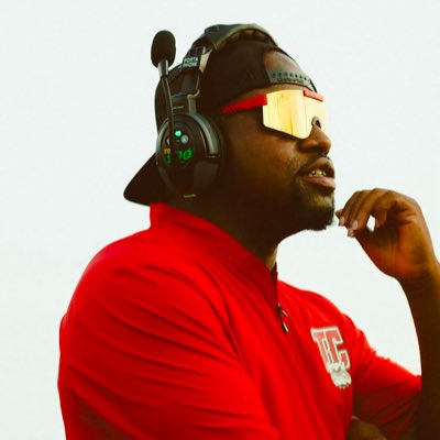 Coach Simpson tweet media