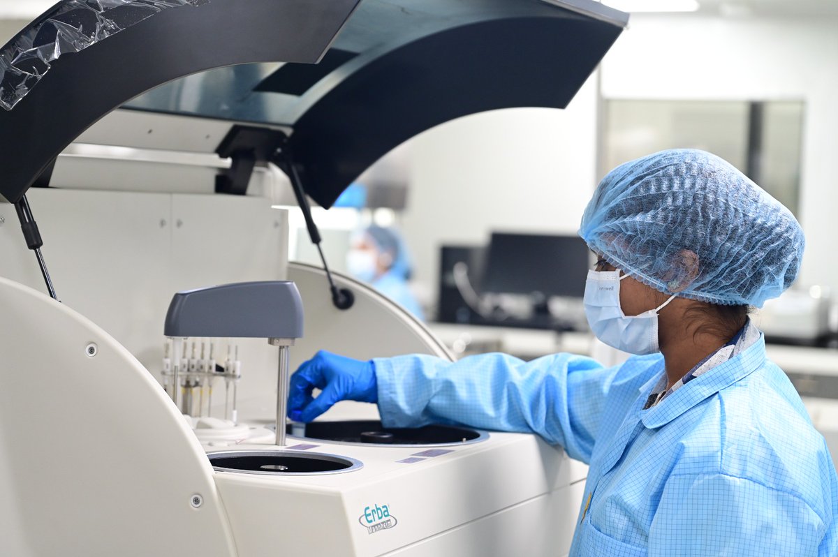 Biovalley2's tweet image. At Define Bio Pvt. Ltd. is revolutionizing India&apos;s #biomedical research &amp;amp; diagnostics at @Biovalley2! They&apos;re #advancing ethical sample collection, storage &amp;amp; distribution, boosting &apos;Make in India&apos; &amp;amp; driving #diagnostic kit development #MakeInIndia #BiomedicalResearch #Diagnostics