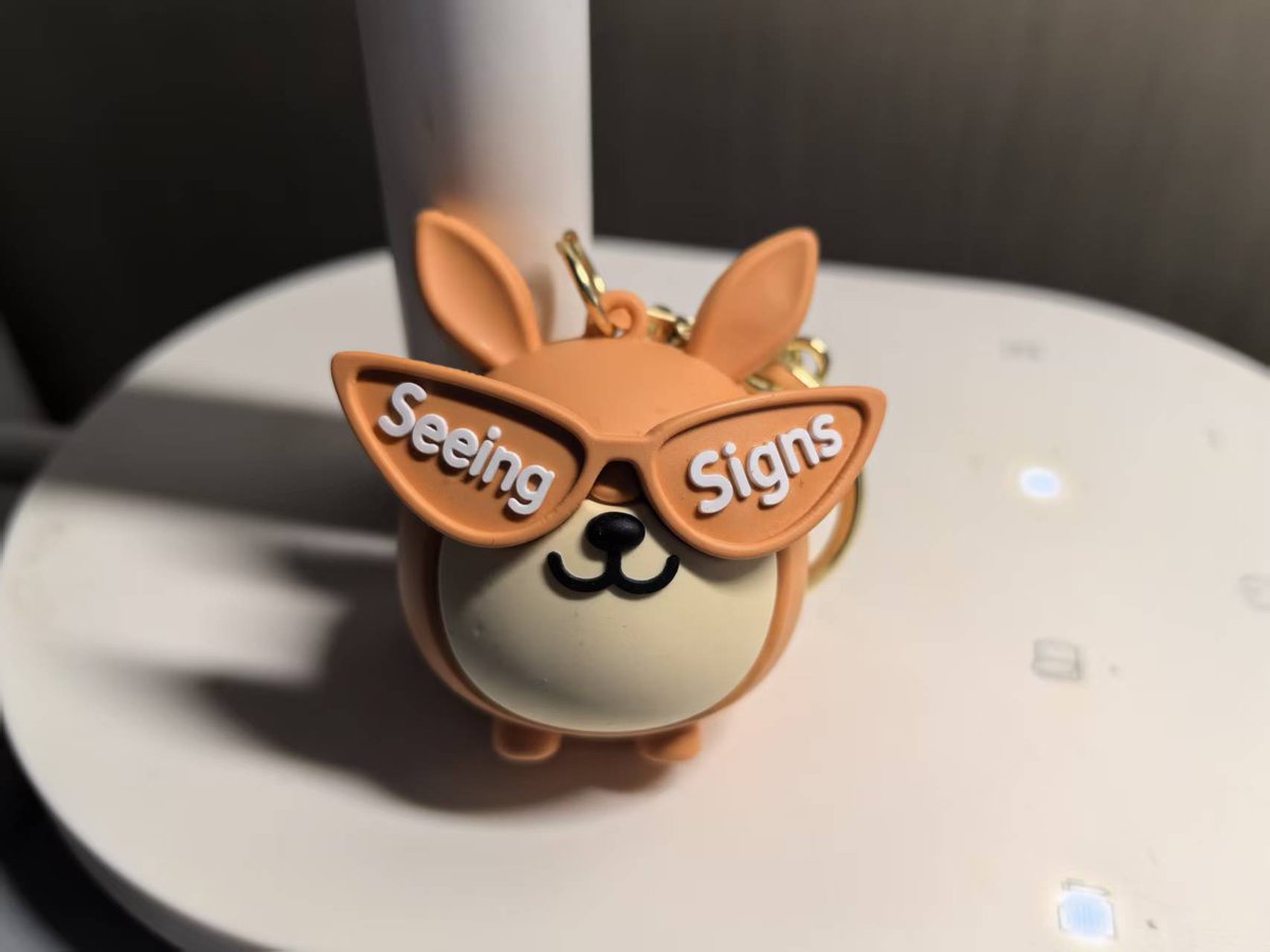 CreaMyHaOsCar's tweet image. 我為“橘仔樂園”成員準備的小禮物制作完成🎉

希望大家會喜歡這個“橘仔”掛飾，當然數量是有限的，畢竟我的金錢也是有限的😂
等到部落系統正式上線，我看看有多少人加入我的部落再來構想分配方法吧😁