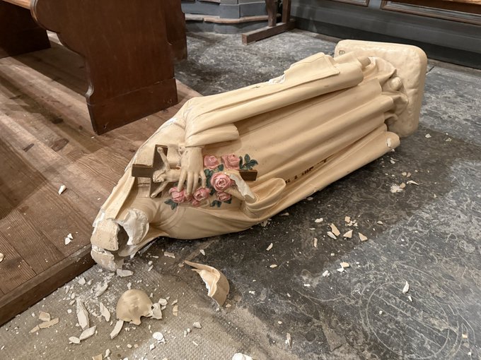 ceanglobal's tweet image. 🚨 Europe’s latest report reveals a troubling rise in anti-Christian hate crimes — 2,211 incidents in 2024, with France, the UK, and Germany leading the way. It’s time to stand against intolerance and protect freedom of faith. ✝️🕊️ #ReligiousFreedom #EndHate #EuropeNews