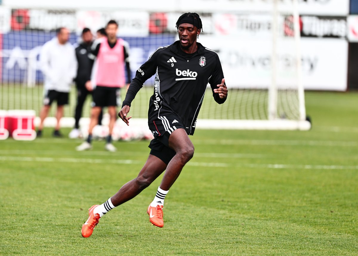 ⚫⚪ Beşiktaş, Samsunspor maçının hazırlıklarını sürdürdü.