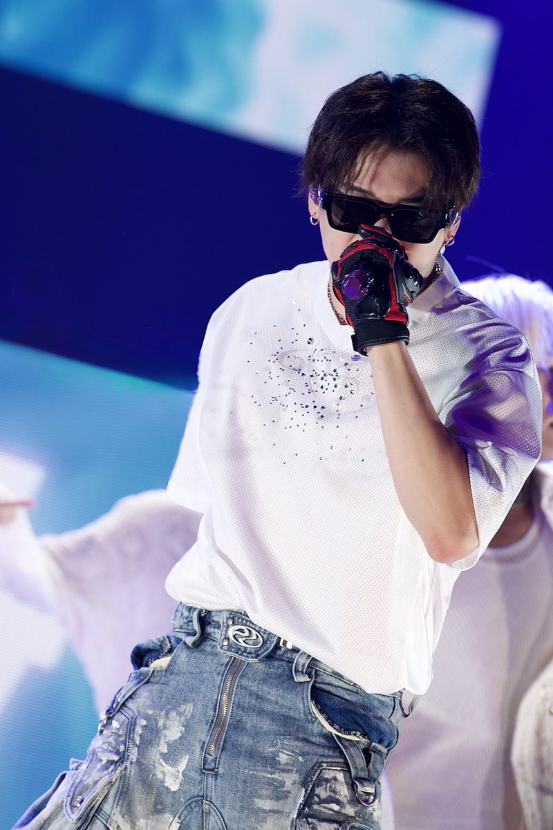 ballistik_fext's tweet photo. 𝐁𝐀𝐋𝐋𝐈𝐒𝐓𝐈𝐊 𝐁𝐎𝐘𝐙 𝐀𝐑𝐄𝐍𝐀 𝐋𝐈𝐕𝐄 𝟐𝟎𝟐𝟓 "𝐈𝐌𝐏𝐀𝐂𝐓" ～𝐅𝐈𝐍𝐀𝐋～

3 days to go.

💬 #加納嘉将 / #YOSHI

兵庫を皮切りに始まった今回のIMPACT ですが、
海外を含め各地でたくさんのBALLY’Sとの思い出、熱量を共有してきました❗️
その集大成としてTOYOTA ARENAで最高の締めくくりができるように精一杯パフォーマンスしたいと思います🔥
回る間に増えた楽曲もさらにパワーアップしてるのでお楽しみに✨

┈┈┈
🗓️11/22(土)・23(日)
📍TOYOTA ARENA TOKYO
🎫チケット一般発売中
https://t.co/CYhViW5c0A
┈┈┈

#BBZ_IMPACT_FINAL 
#BALLISTIKBOYZ