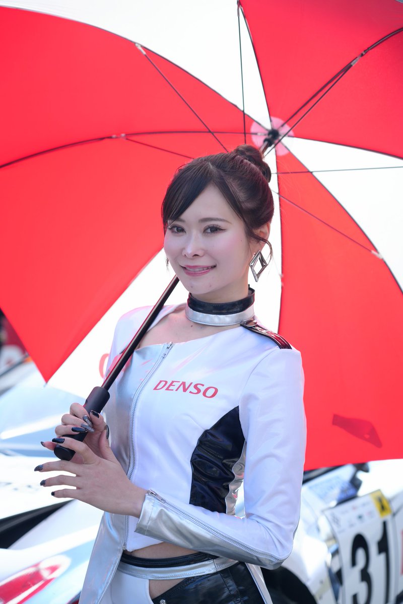 dukun7373's tweet image. #S耐富士最終戦
 #桐生もえこ さん @mamimumemoepii 
決勝日の髪型は後ろのお団子ちゃん🫶
 #apr
 #DENSO