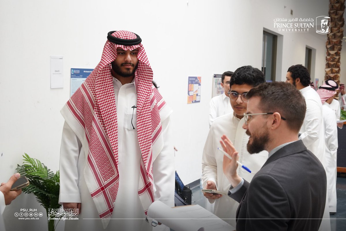PSU_RUH's tweet image. لاكتشاف الأفكار التي تلهم التغيير، والإبداع، والابتكار..
قسم اللغويات والترجمة في كلية العلوم والدراسات الإنسانية بـ #جامعة_الأمير_سلطان ينظّم معرض تقنيات كتابة البحث ENG103، وذلك من خلال تقديم طلبة الجامعة ملصقات بحثية مميزة تعكس رحلتهم الأكاديمية في استكشاف قضايا واقعية، وتطبيق…