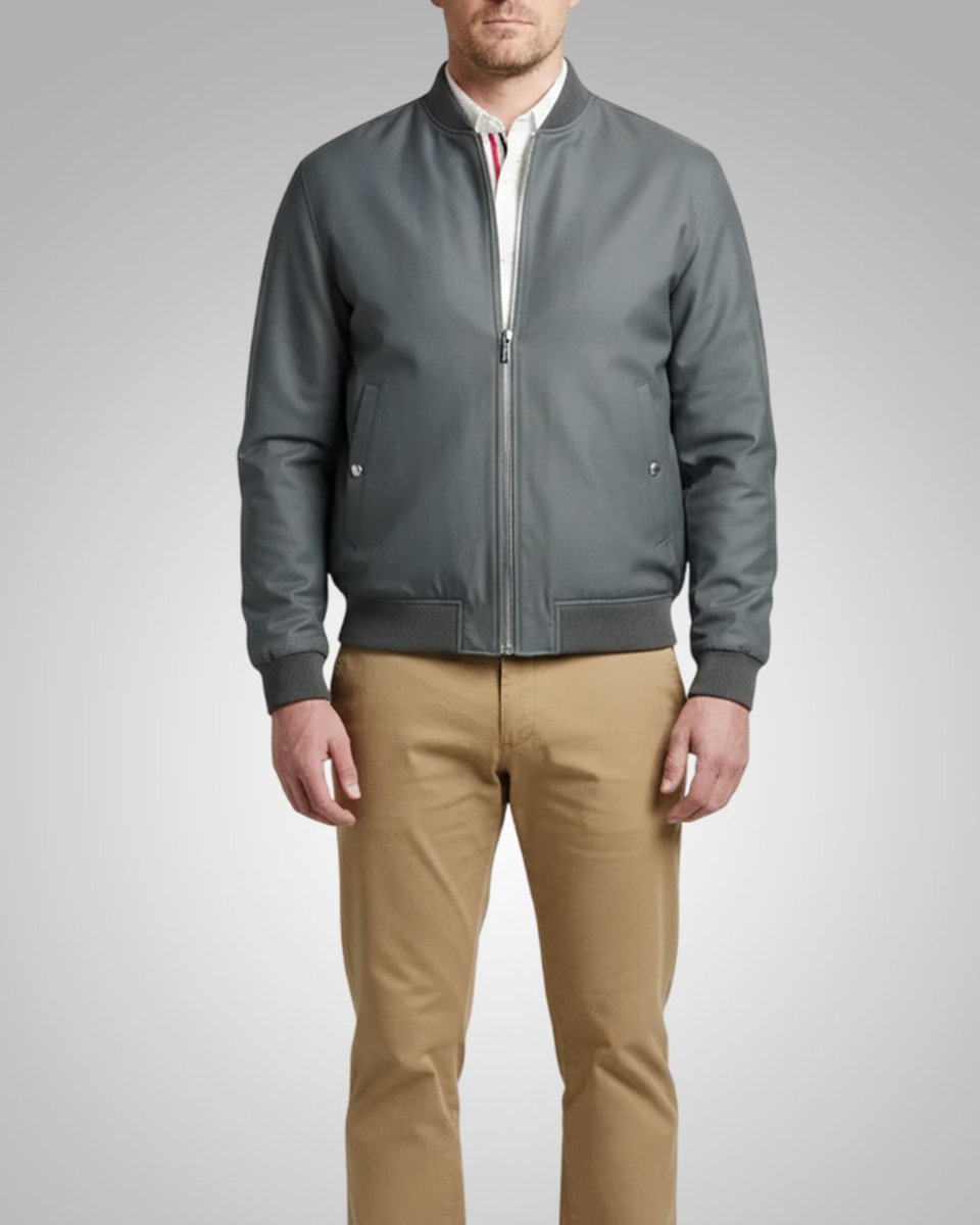 Americanjacket_'s tweet image. Our Stranger Things Grey Bomber Jacket is perfect for fans who want iconic style with everyday comfort.

Shop Now: turnurl.com/ucrLg
.
.
.
#StrangerThingsStyle #DavidHarbourVibes #GreyBomberJacket #FanFashion #GeekChic #StreetStyle #MensFashion #ShopNow #LimitedEdition