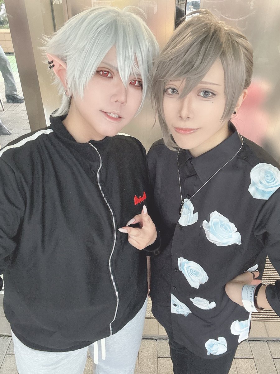 【コス】
最近何にも呟いてないなと思ったんで今度この人またやるよってことでたまには載せる
この日恭さんと顔の色の違いめっちゃある