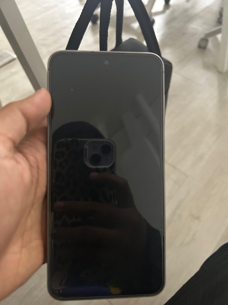 dafwit's tweet image. Wts samsung a56 

4.8jt nett 8/256  garansi masih on ya

Wts wtb #zonauang