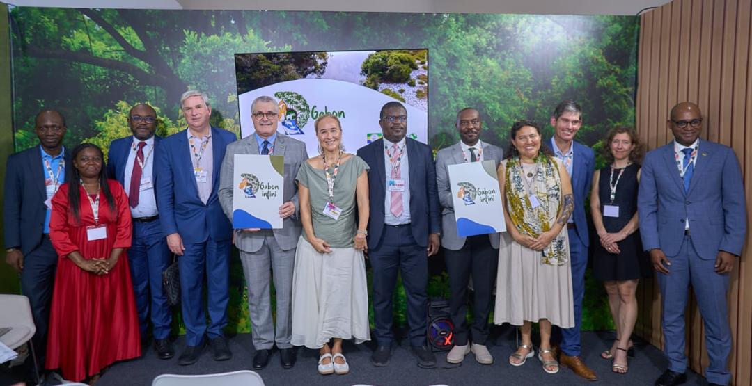 Comgouv_GA's tweet photo. COP30 : Le Gabon s’engage avec « Gabon Infini », un projet structurant pour financer durablement la conservation des écosystèmes, protéger terres et océans, et améliorer la vie de 100 000 citoyens.
#ComGouv #communicationgouvernementale https://t.co/8MQ8OCwXQn