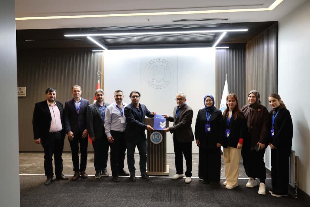 Meslek Yüksekokulumuzun MEDEK akreditasyon süreci kapsamında; Aşçılık, Bilgisayar Programcılığı, Bilgisayar Teknolojisi ve Lojistik programlarımızın saha ziyaretleri 17–19 Kasım 2025 tarihlerinde gerçekleştirildi.MEDEKdeğerlendirme ekibine katkılarından dolayıteşekkür ederiz