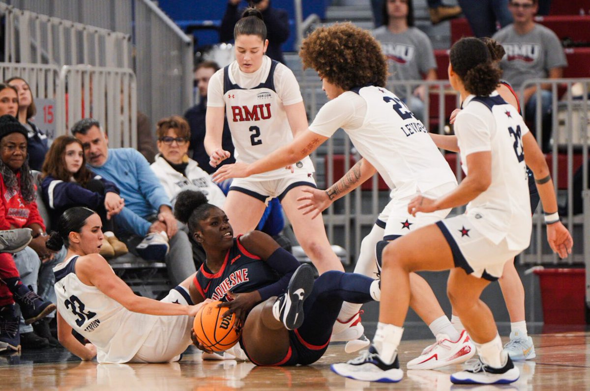 Robert Morris WBB Defeats Duquesne For First Time in 16 Years. robertmorrissportsnow.com/rmu-wbb-bests-… <a href="/CoachMcCabe03/">Chandler McCabe</a> <a href="/ZacharyMWeiss/">Zachary Weiss</a>