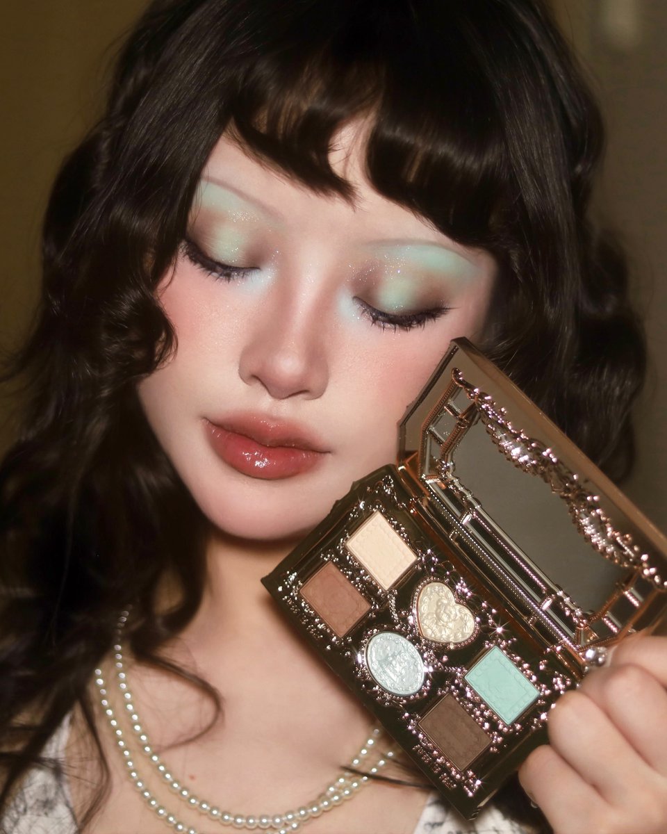 ミントとココアの相性バッチリ💚🍫 この特別なメイクに仕上げたのは
