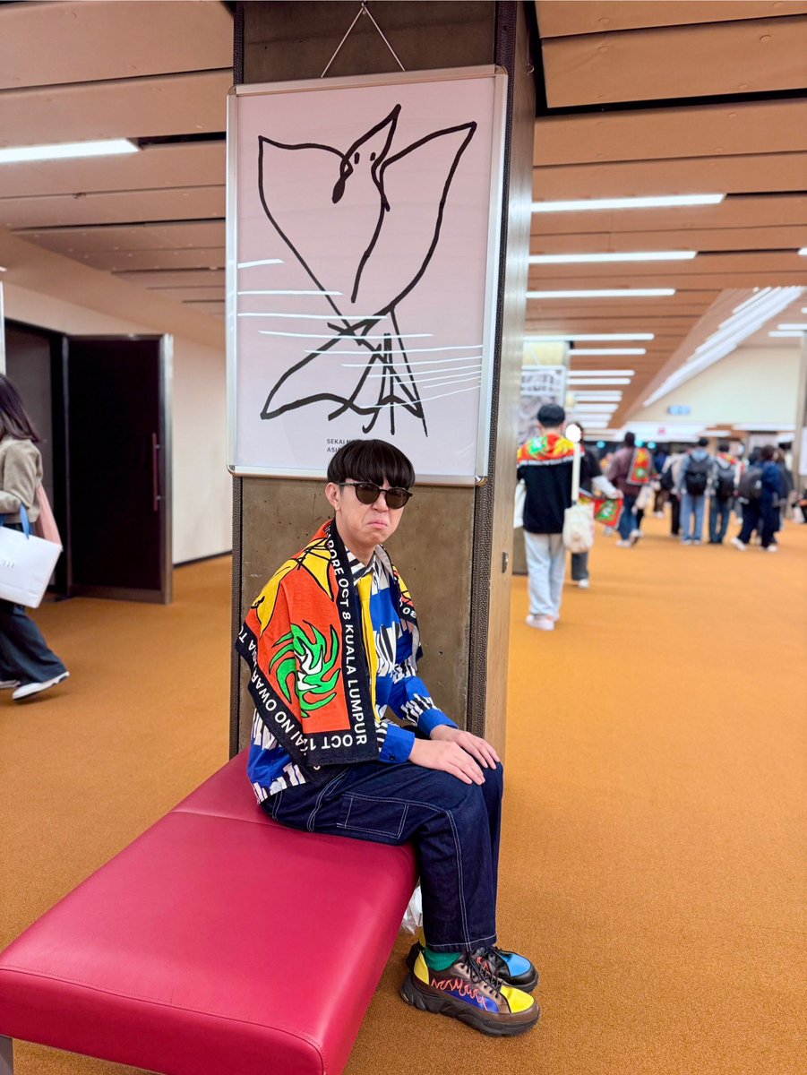 SO_SO_LOOPER's tweet image. 昨日はセカオワのアジアツアー「Phoenix」のファイナル公演を観に行きました！

RPGとアースチャイルドで叫んで、最高到達点で飛びまくって、RAINとプレゼントでほっこりして、Magicと銀河街の悪夢で涙腺が崩壊して、Fight Musicで全てが終わりました！最高でした！！！！