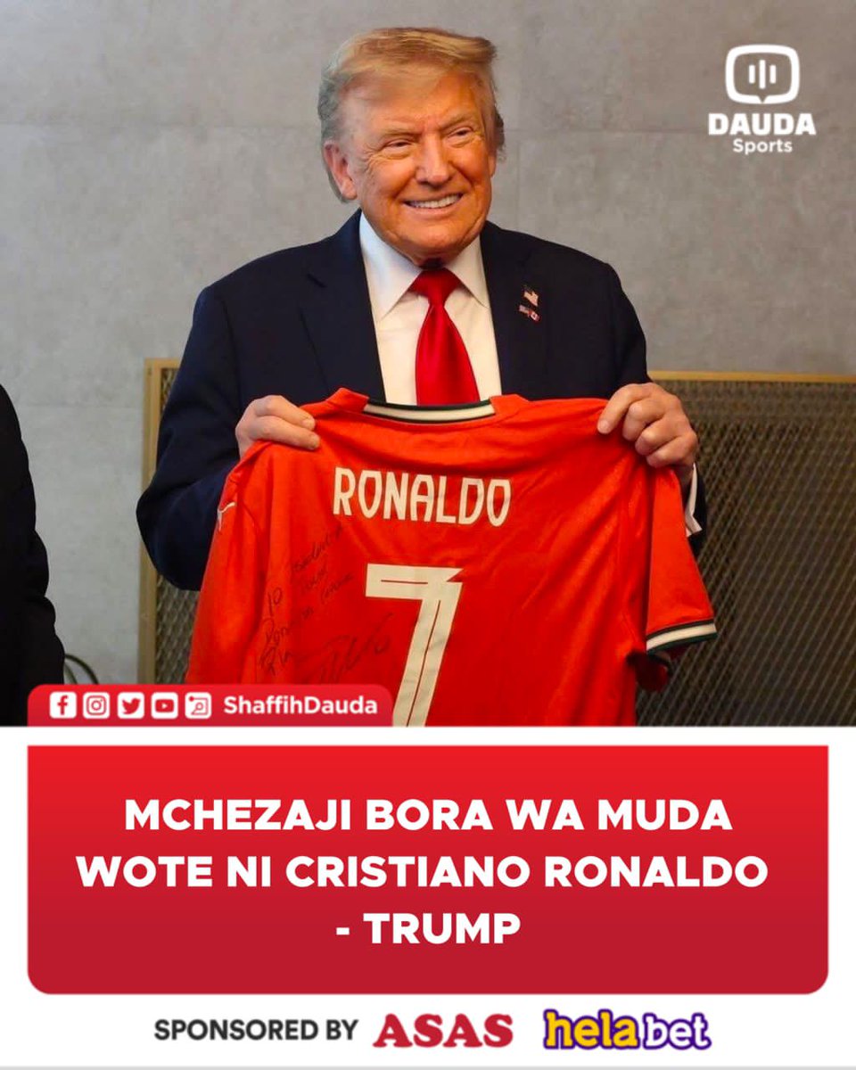 shaffihdauda1's tweet image. Rais wa Marekani Donald Trump ameulizwa kati ya Messi na Ronaldo yupi ni mchezaji bora wa muda wote , Trump amemtaja Cristiano Ronaldo 

Kauli hii imetolewa ikiwa zimesalia siku chake kuelekea kuanza kwa Fainali za Kombe la Dunia ambazo zitachezwa huko Marekani.