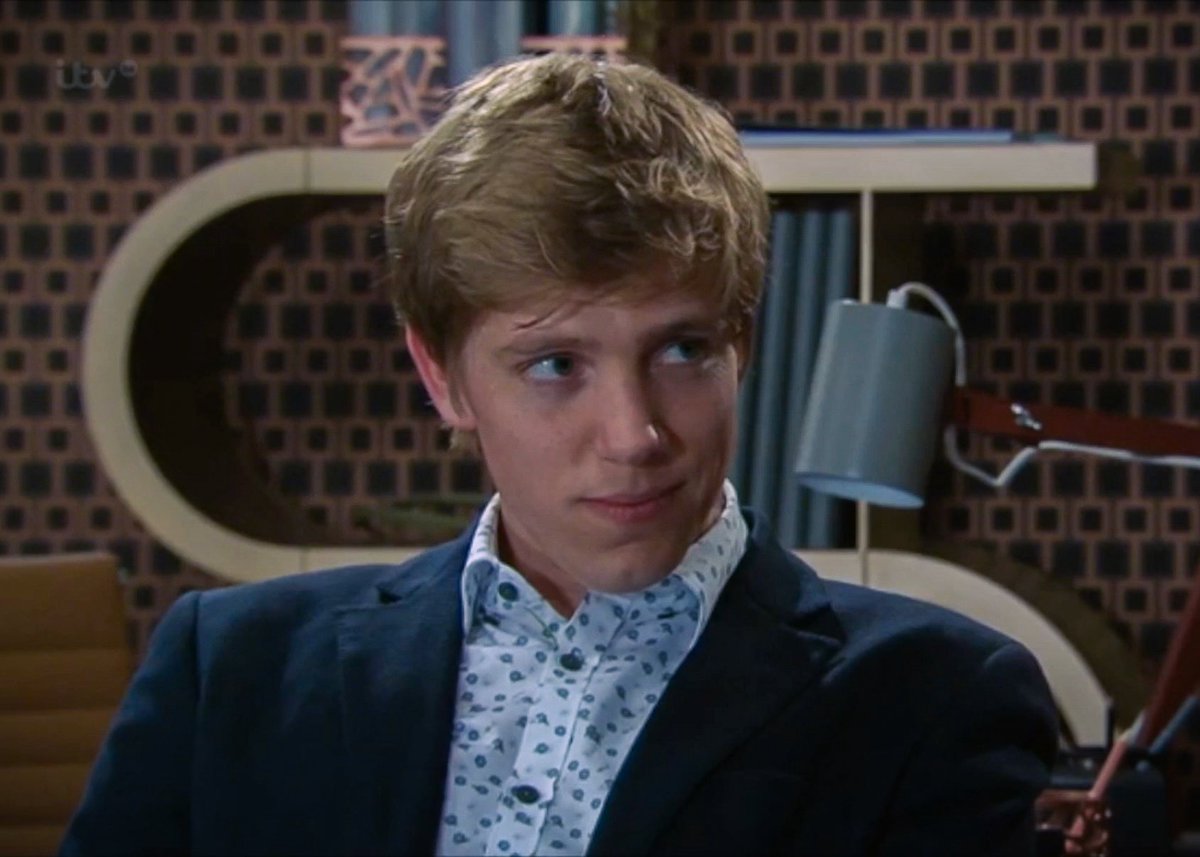 xobridiee's tweet image. some things just never change