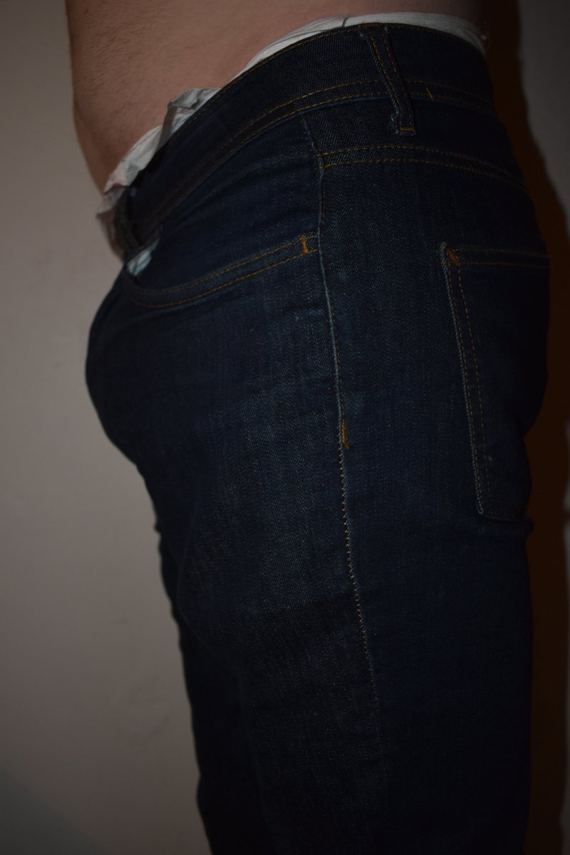 inconliving's tweet photo. Is this too bulky for everyday wear? what are your opinions?#incontinence #incontinent #nedwetting #idslip #nobladder #bladdercontrol https://t.co/pzJFpWr04c