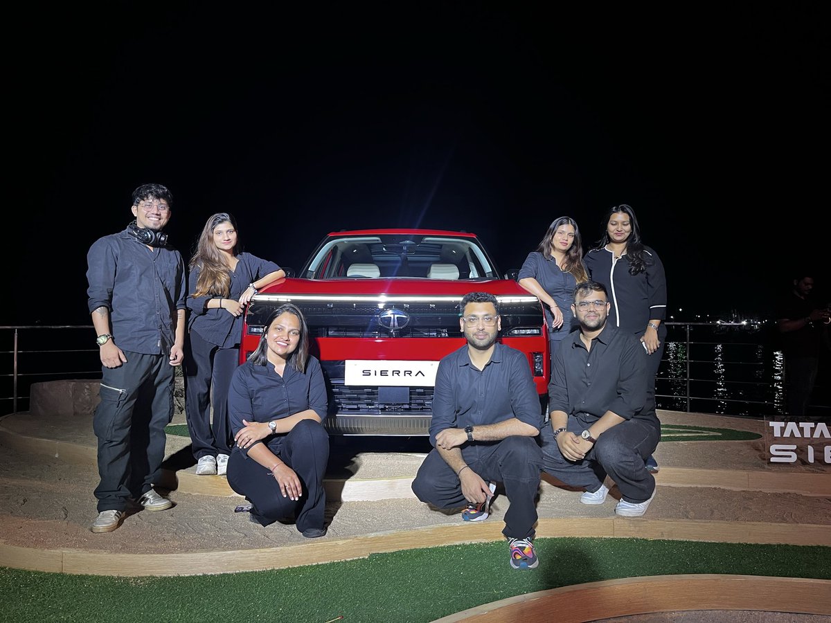 Tata’s Sierra Brand Immersion showcased the grand unveil of the new Sierra, inspiring design storytelling and exciting collaborations. The evening featured HUEMN fashion show, Divine’s performance and immersive experiential zones for guests and media.

Event  by: Communique
