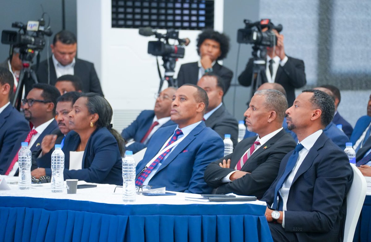 MFAEthiopia's tweet image. The first Ethio- Malaysia high-level business forum was held in Addis Ababa today. The event was graced by President Taye Aske Selassie and the Prime Minister of Malaysia, Dato&apos; Seri Anwar Ibrahim, who arrived in Addis Ababa yesterday for a three-day official visit. The visit…