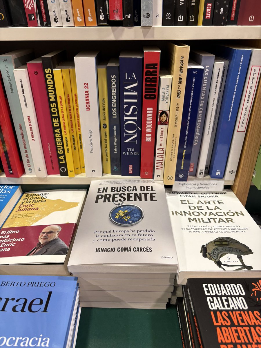 Desde hoy en librerías 🥲