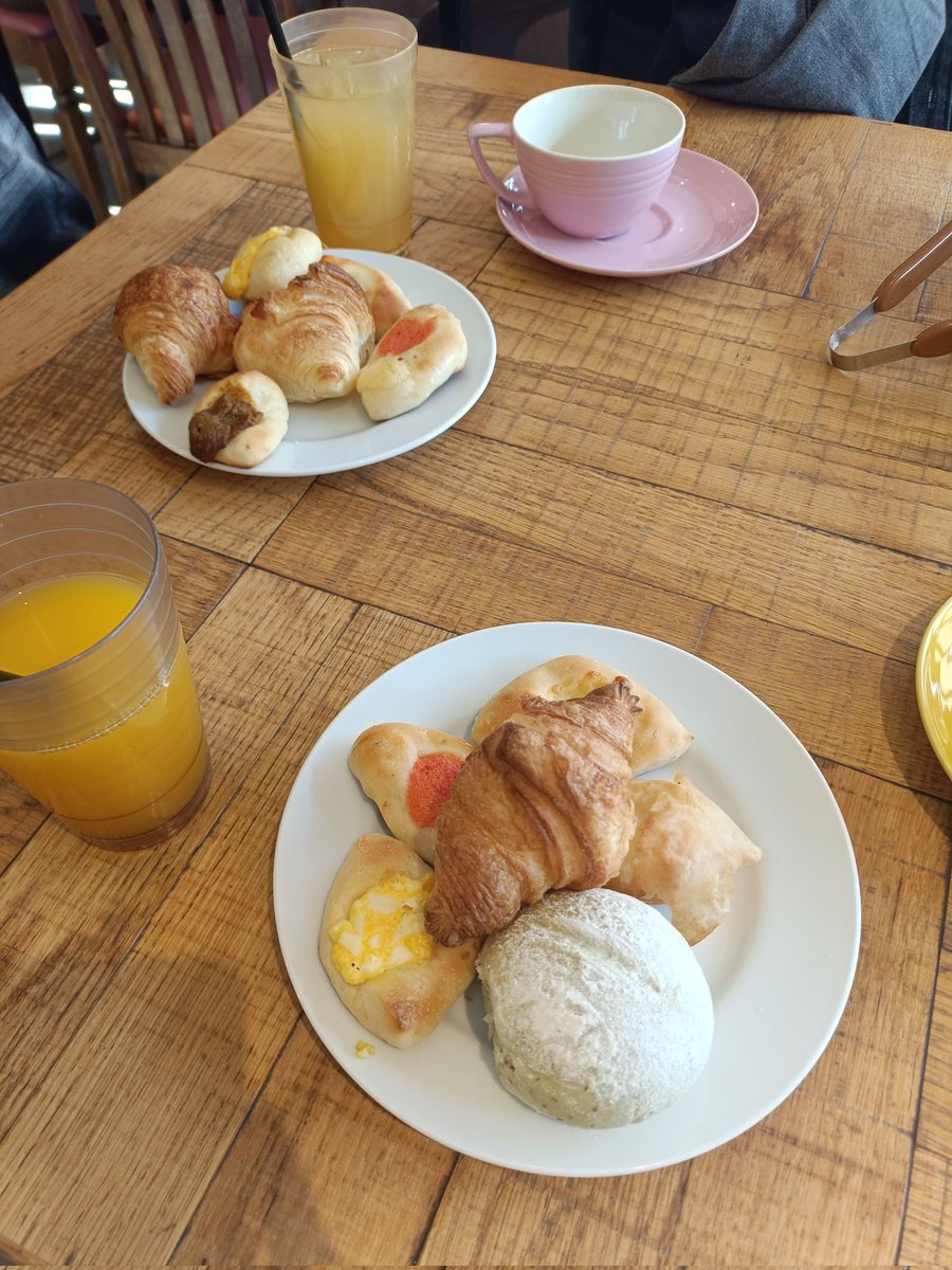 koikano_hsera's tweet image. 今日は初の彼氏さんとパンビュッフェデート＆動物園デートしてきたよおー！！
パン美味しすぎて20個くらい食べた気がする😂😂
初めて見る動物も沢山いてすっごく楽しかったあ👀✨
ありがとうございました︎💕
 #コイカノ関西  #レンタル彼女