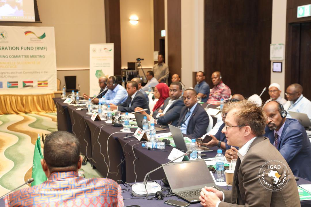 DrWorkneh's tweet image. The IGAD region hosts approximately 5.5 million refugees, with our work directly affecting vulnerable lives across our communities. Earlier today in Djibouti, I presided over the 5th Annual Steering Committee meeting of the Regional Migration Fund (RMF). Together with Member…