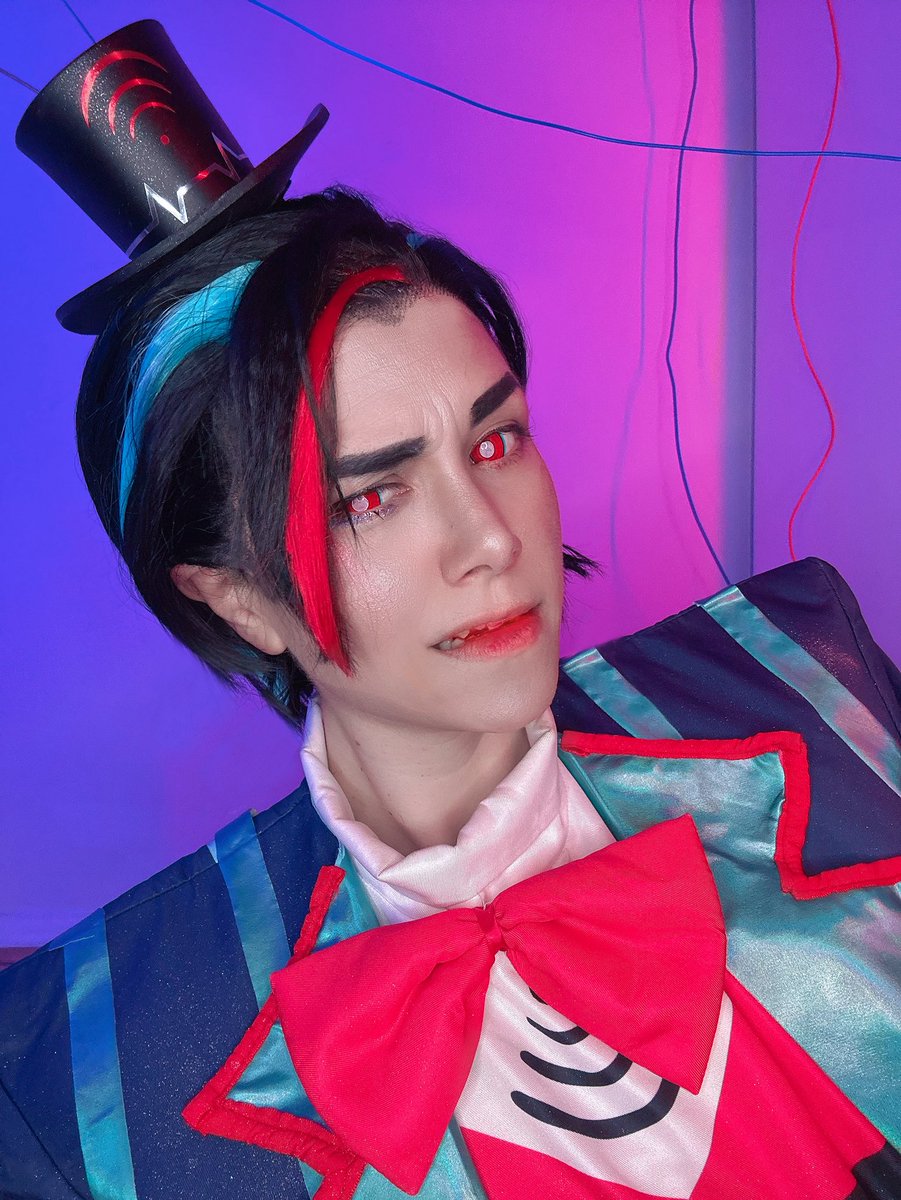 Lauz Lanille ✨ you're my light ✨ tweet media