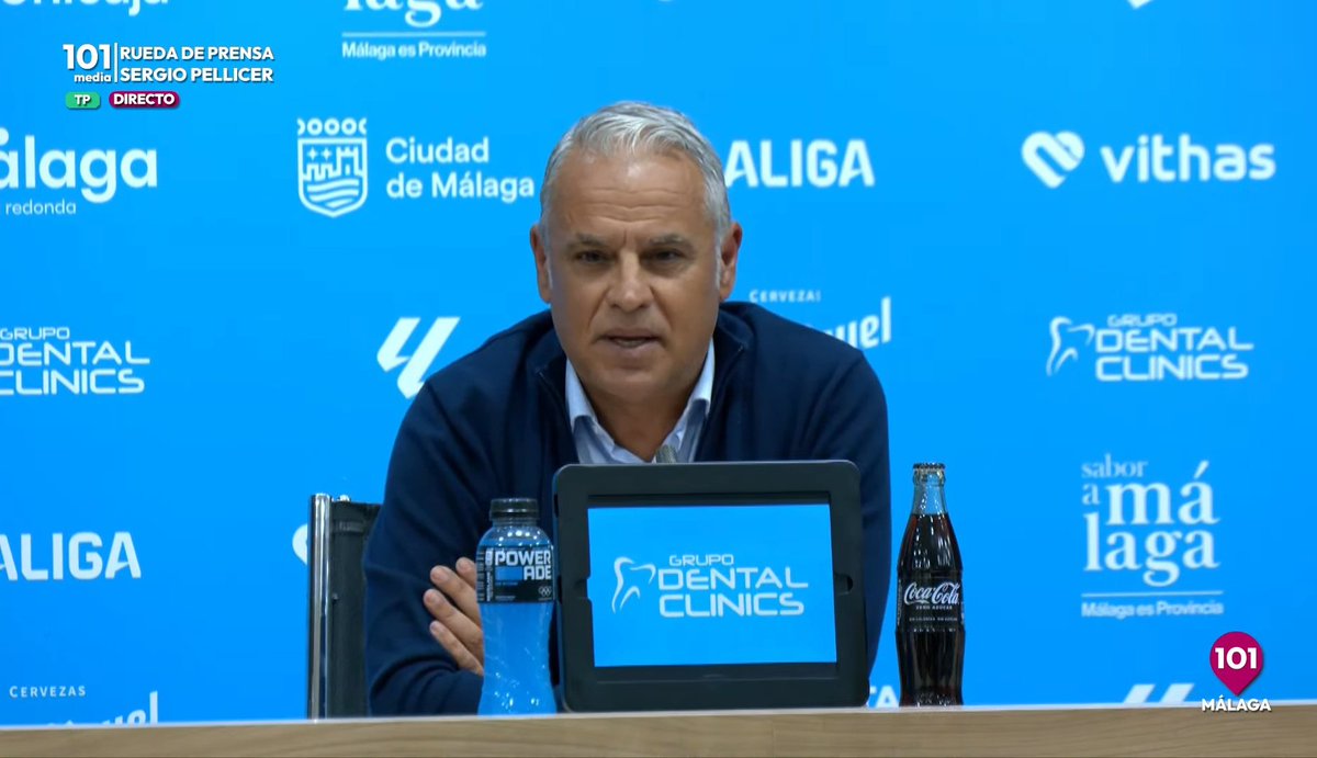 👇🏻 Recapitulemos:

📌 Se despide acordándose de todos los trabajadores
📌 No ha rajado del AJ cuando ha podido hacerlo
📌 Da las gracias al malaguismo 
📌 Pide apoyo a su sustituto 
📌 Pide apoyo a la plantilla
📌 Pide unión 

🤍💙 Se va un caballero y un MALAGUISTA.

#MálagaCF