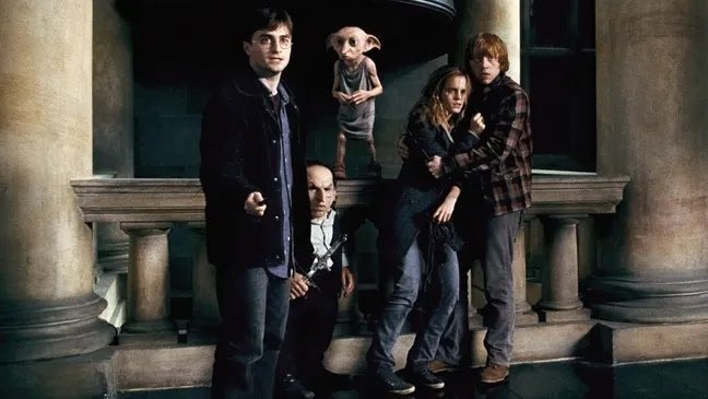 cacocardassi's tweet image. Há 15 anos, em 19 de novembro de 2010 
Harry Potter e as Relíquias da Morte parte 1 estreava nos cinemas do mundo todo.