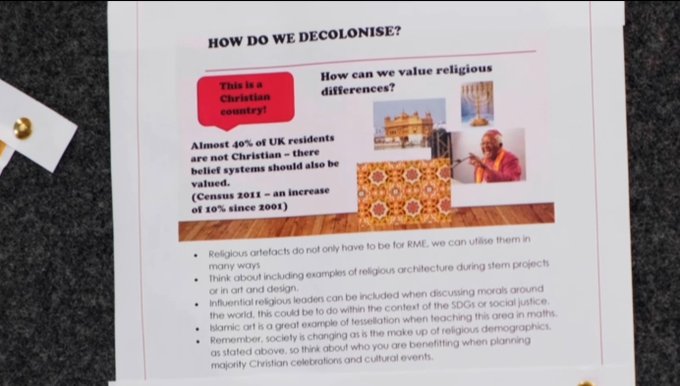 G6Hg0u2W0AAutvq?format=jpg&name=small