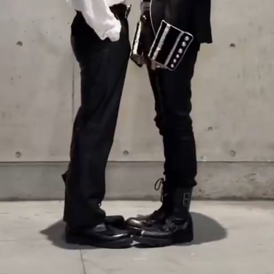 cyclamendamia's tweet image. เราไม่ชอบให้ใครมาจุ้นจ้าน              ก็ถ้าคุณไม่ดื้อ  
                                                                   ผมก็ไม่จุ้นจ้าน