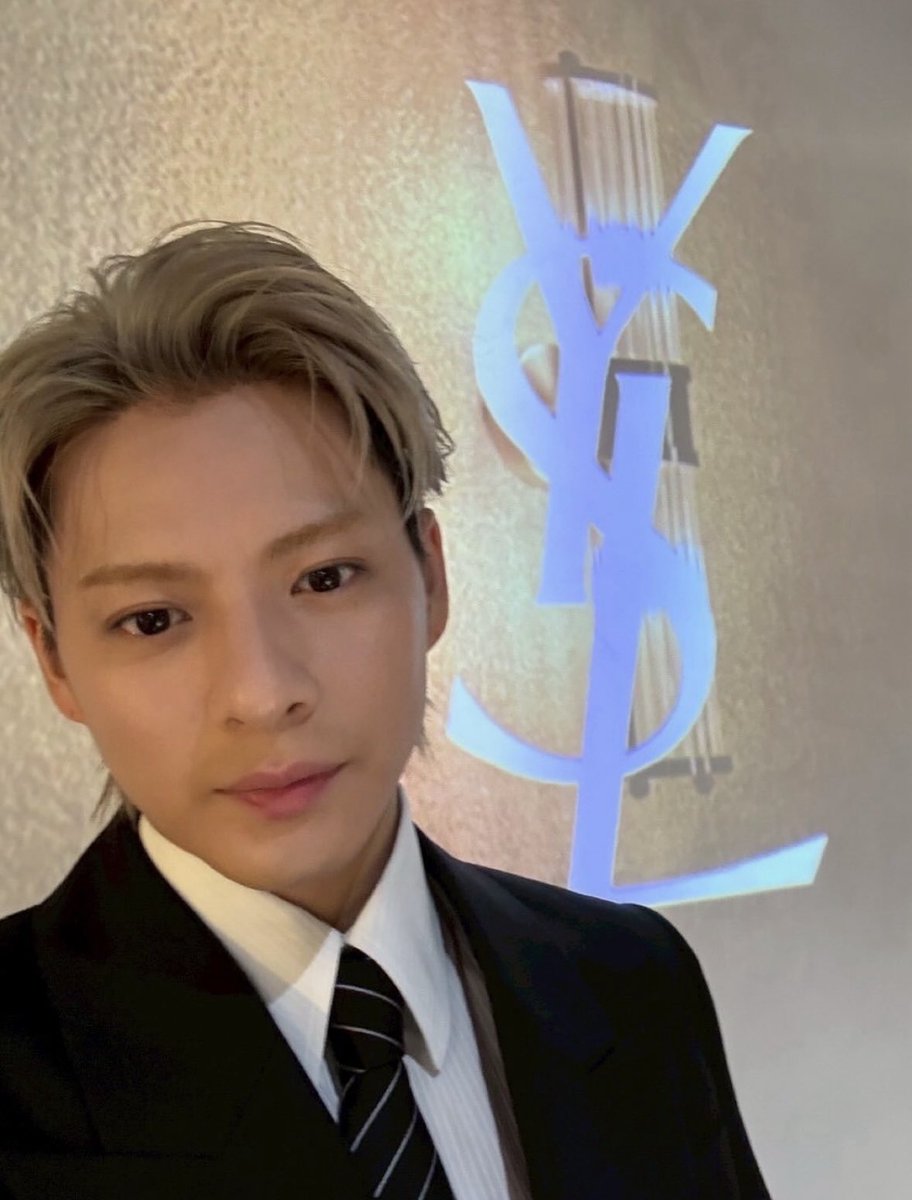 紫耀くん❤️
たくさんのお写真ありがとう😊
自撮り写真ほんと好き😍
あ〜🥰会いたいなぁ🫶
声聞きたいなぁ💕

#平野紫耀_Instagramストーリー  
#平野紫耀_Instagram