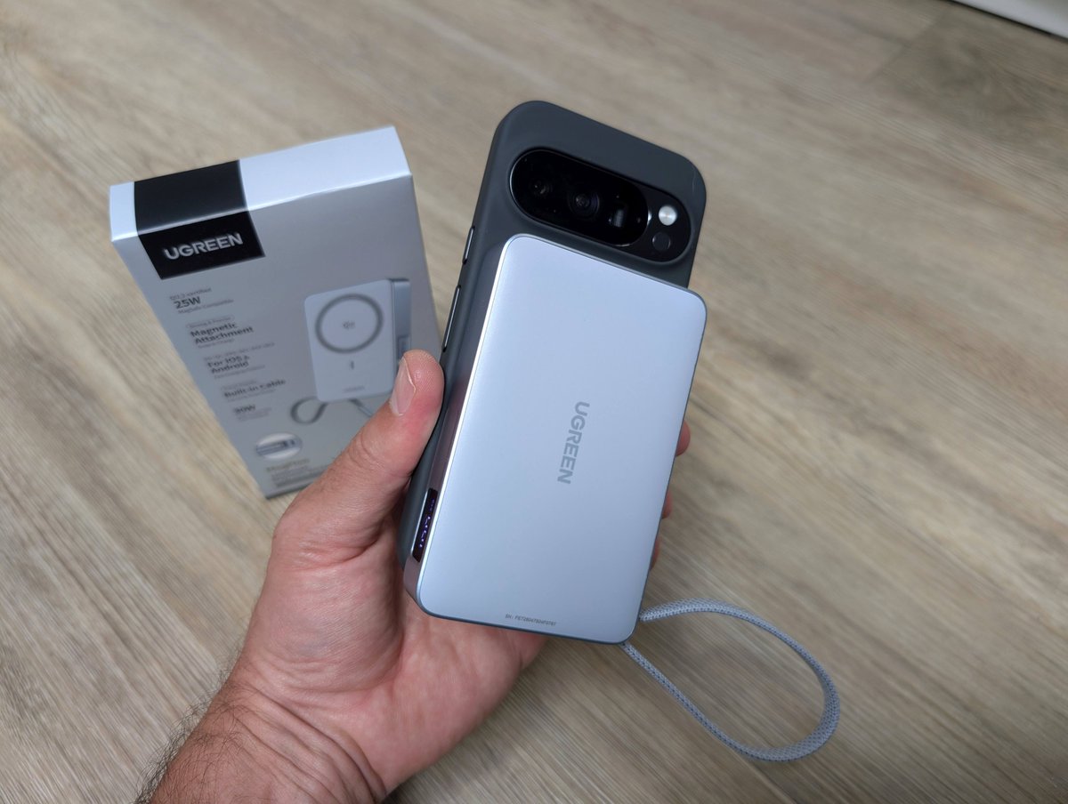 AndroidMT's tweet image. #Concours🍀
Nous faisons gagner cette batterie magnétique externe MagFlow 10.000 mAh compatible Qi2.2
🪫⚡️ 🔋
Pour participer : 
👉#RT, #like
👉#Follow @AndroidMT 
👉#Follow @UgreenFR 
👉#Tag un ami

TAS le 3 décembre 2025 🎁

Notre test : android-mt.ouest-france.fr/appareil/test-…