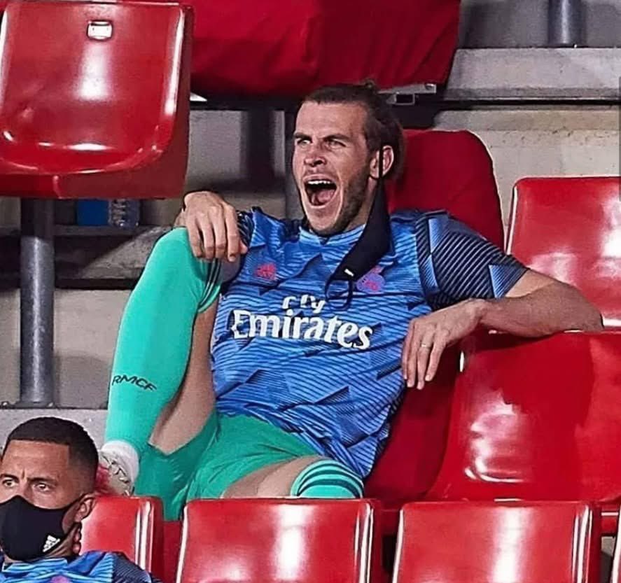 FTBLsection's tweet image. Gareth Bale:

"If it weren't for injuries, my name would be in the same debate as Cristiano Ronaldo and Lionel Messi."

"In Real Madrid training sessions, I was the best free-kick taker, the best finisher, but Cristiano preferred to take the free-kicks and all set-pieces except…