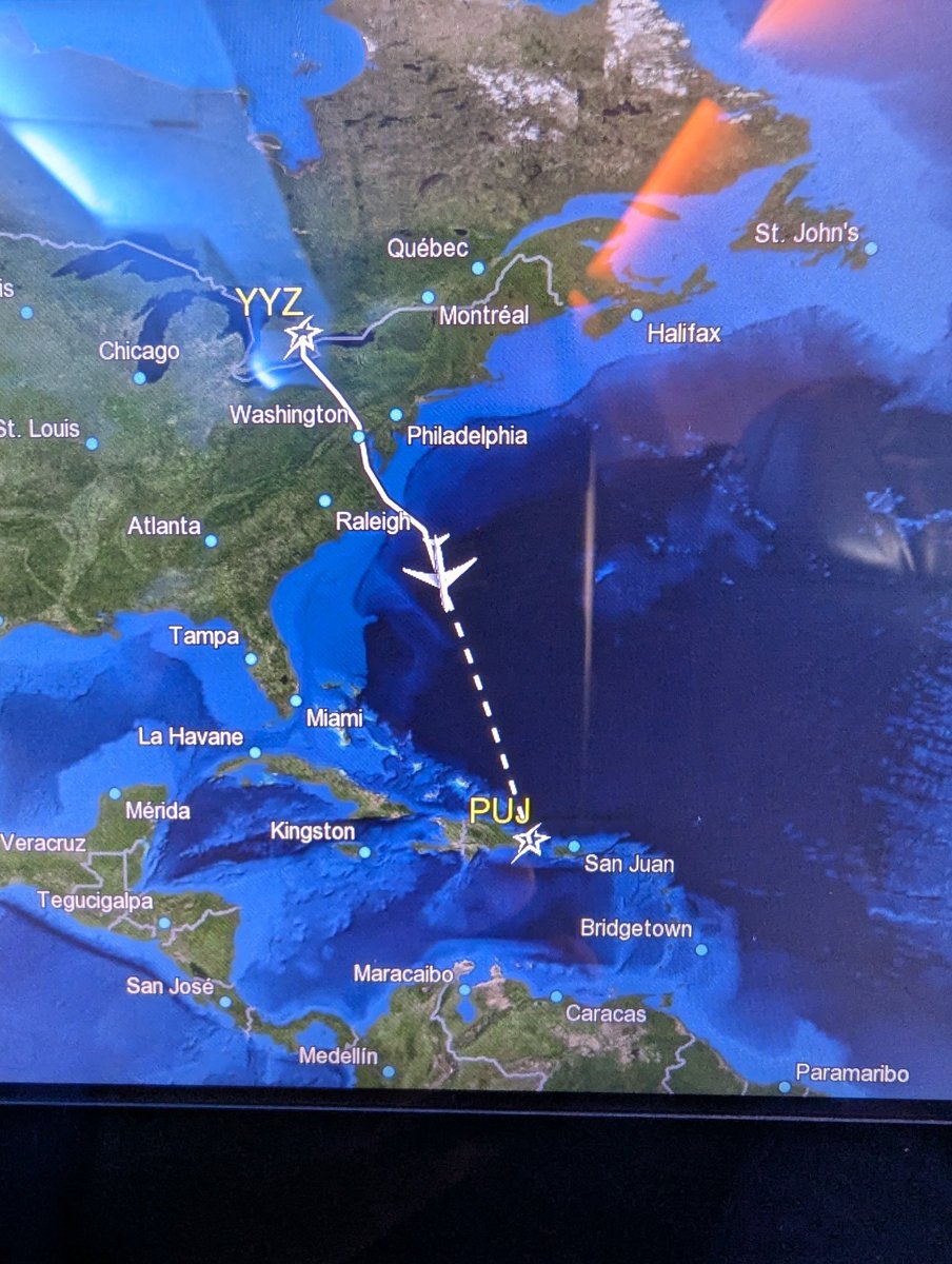 techie_piyush's tweet image. Alright, time to enjoy some tropical weather ⛱️