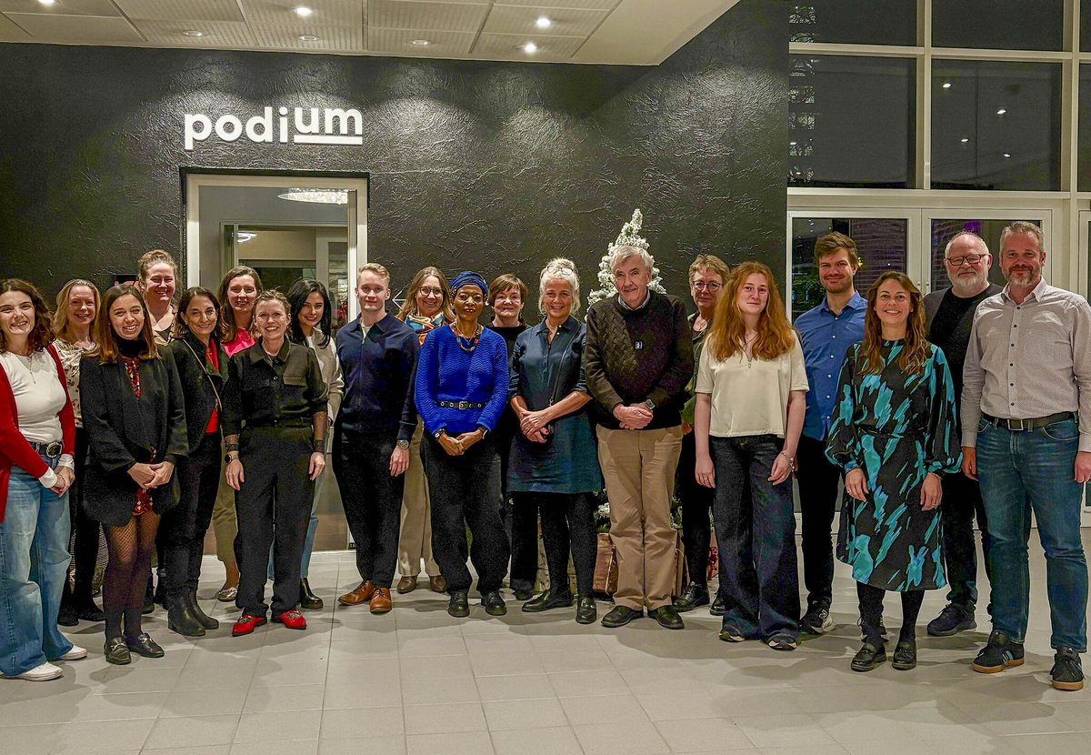 ana_luisa_neves's tweet image. This week, I joined the European Conference on Digital Health Literacy, as a keynote speaker alongside Diane Levin-Zamir, Lars Kayser and Klaus Larsen! I learned so much from the various contributions, and wanted to share a  couple examples that might be useful (1/3).