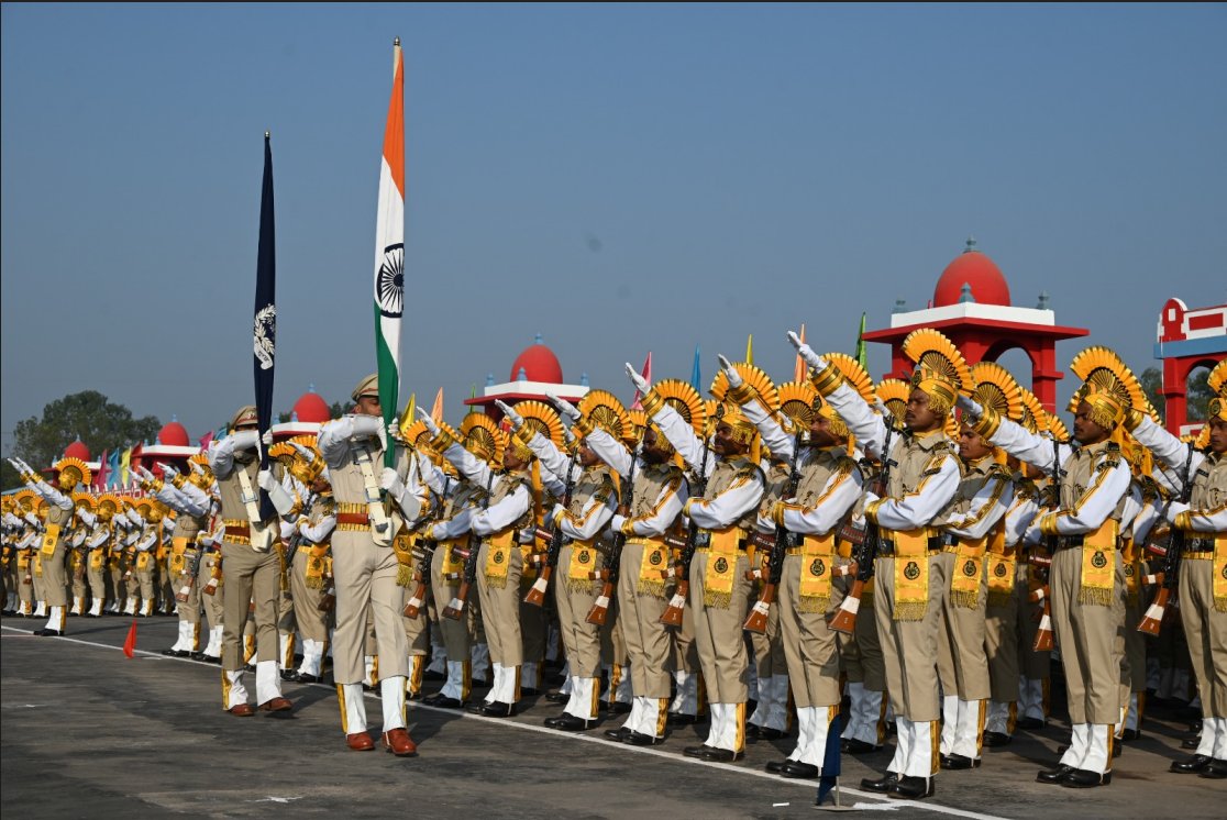 CISFEast's tweet image. CISF conducted the Passing Out Parade of 11,729 newly trained Constables/GD across six RTCs on 15 November 2025. This major induction boosts the operational strength of the Force by 8%, enhancing CISF’s capability to secure vital national installations.
#CISF @CISFHQrs