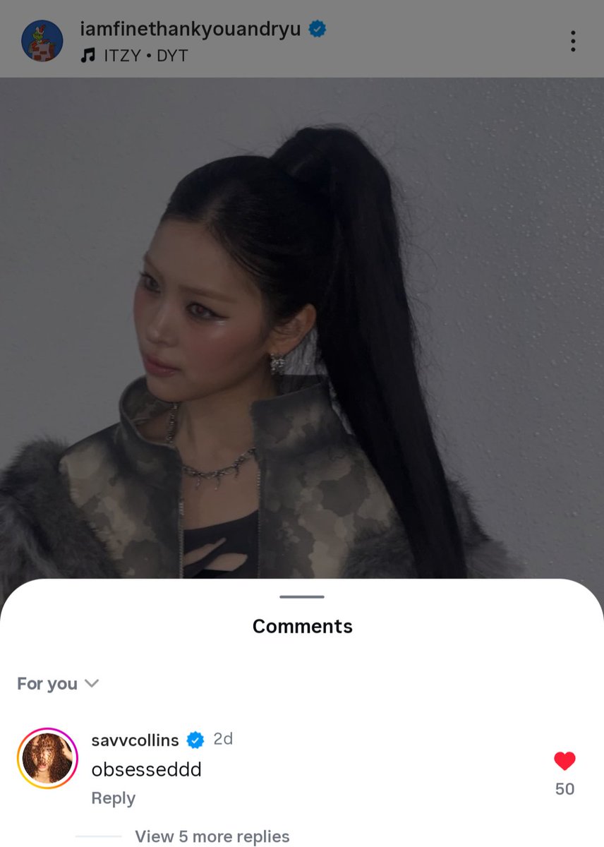 itzypopbase's tweet image. GIRLSET&apos;s Savanna left a comment under ITZY&apos;s Ryujin&apos;s post.

“obsesseddd”
