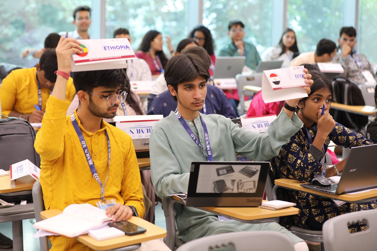 bennettuniv's tweet image. At Bennett University, BUMUN 4.0 became a melting pot of ideas, with 350+ delegates, 65+ institutions, and a theme that bridged history and the future. 
It was an enriching experience of diplomacy, dialogue, and drive.

#BUMUN4 #BennettUniversity #ModelUN #GlobalDebate