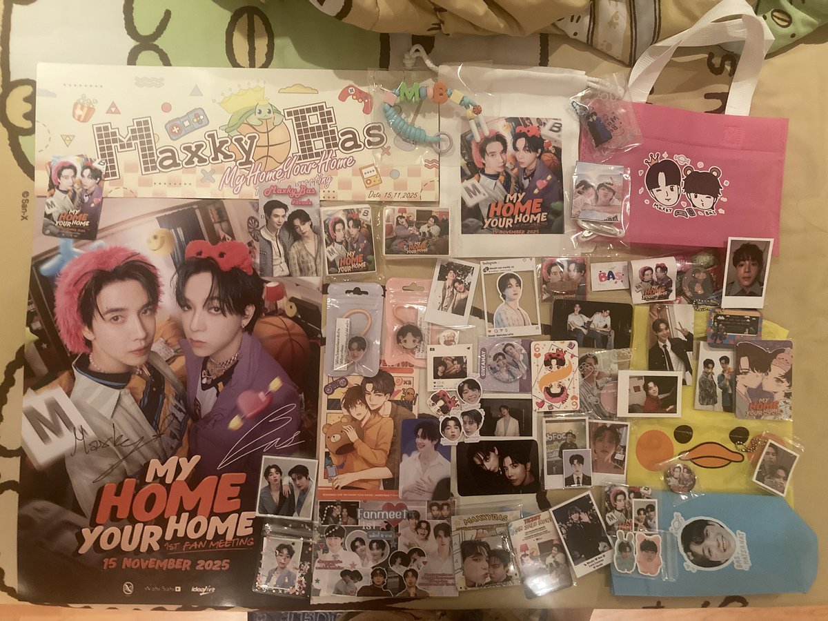 mkbs_kawaii's tweet image. เราพึ่งว่างมาถ่ายรวมของที่ได้จากงานมีต รวมถึง give away จาก 6codeด้วยย ขอบคุณมากเลยนะคะ น่ารักมากเลย ไปงานมีตครั้งแรกแบบกะทันหันด้วยเลยเตรียมของไม่ทัน ไว้ครั้งหน้าจะทำของน่ารักๆไปแจก 6code นะคะ 🥹💗
#6CODE #MaxkyBas1stFM