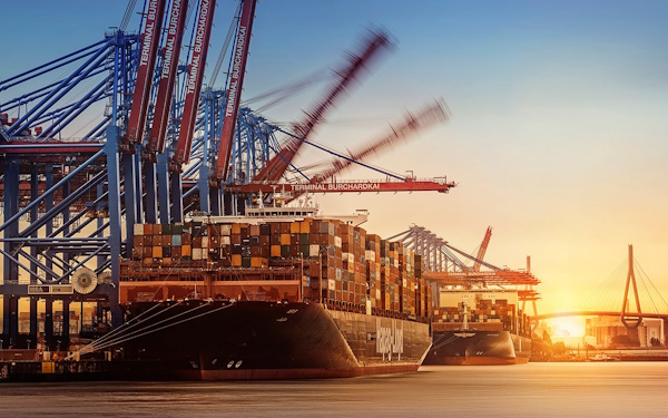 HELLENICSHIP's tweet image. TMC chosen as compressor supplier for 12 Hapag-Lloyd #containerships #emissionreduction #propulsion
hellenicshippingnews.com/tmc-chosen-as-…