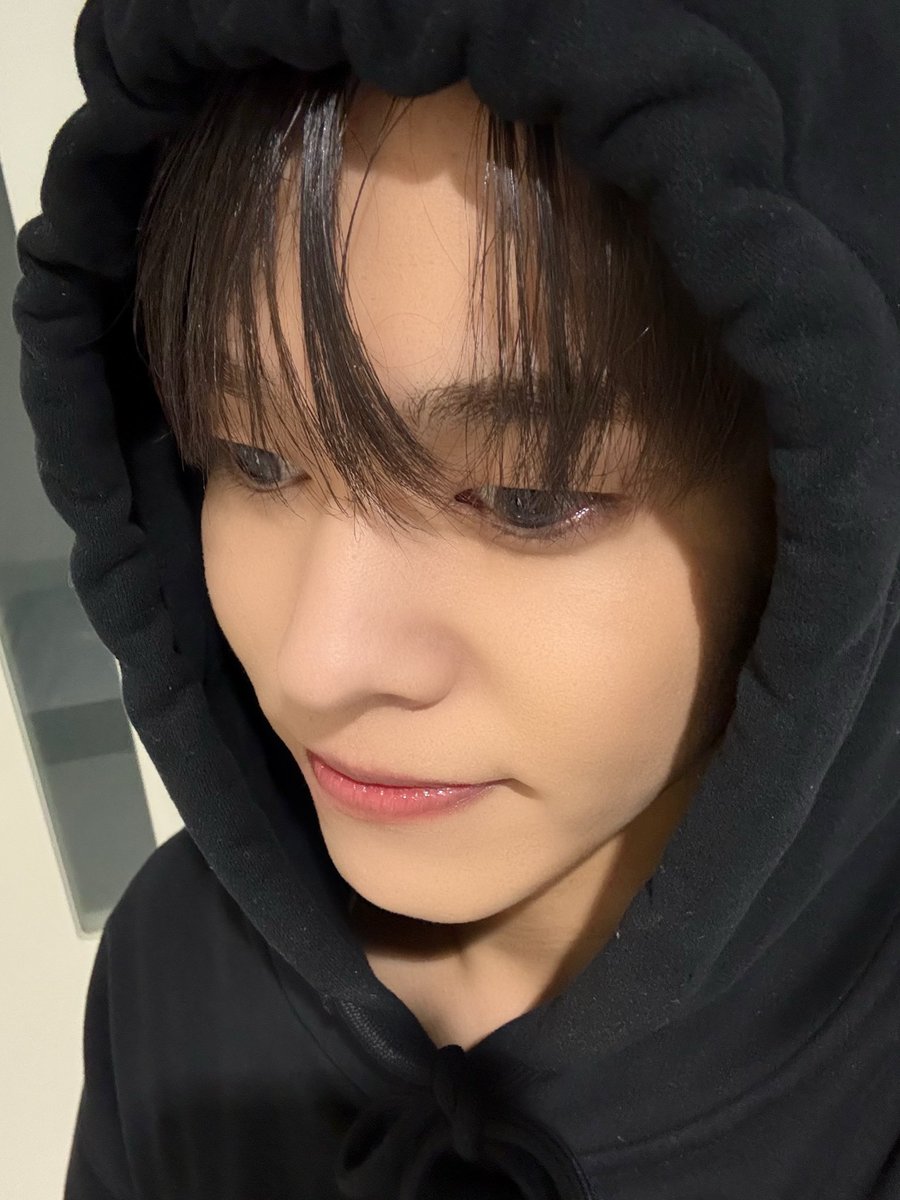 ONF_members's tweet photo. [#유 #U] ただいま大阪🐙💙
今日会えて本当に楽しかったです！！
みなさんお気をつけて⭐️ https://t.co/304A2xSAaC