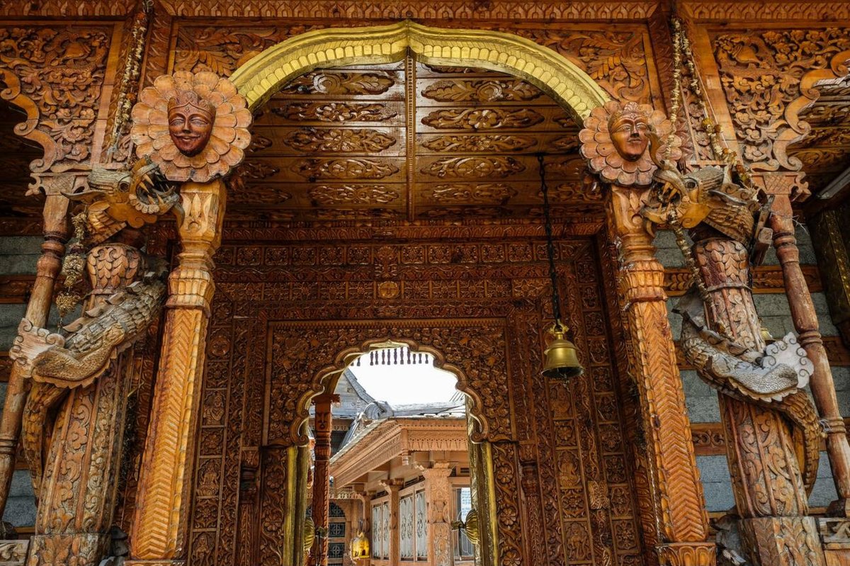 IndiaAesthetica's tweet image. Narayan Nagini Temple, believed to have been built by the Pandavas in Kinnaur, Himachal Pradesh 🩷🕉️🛕 🇮🇳