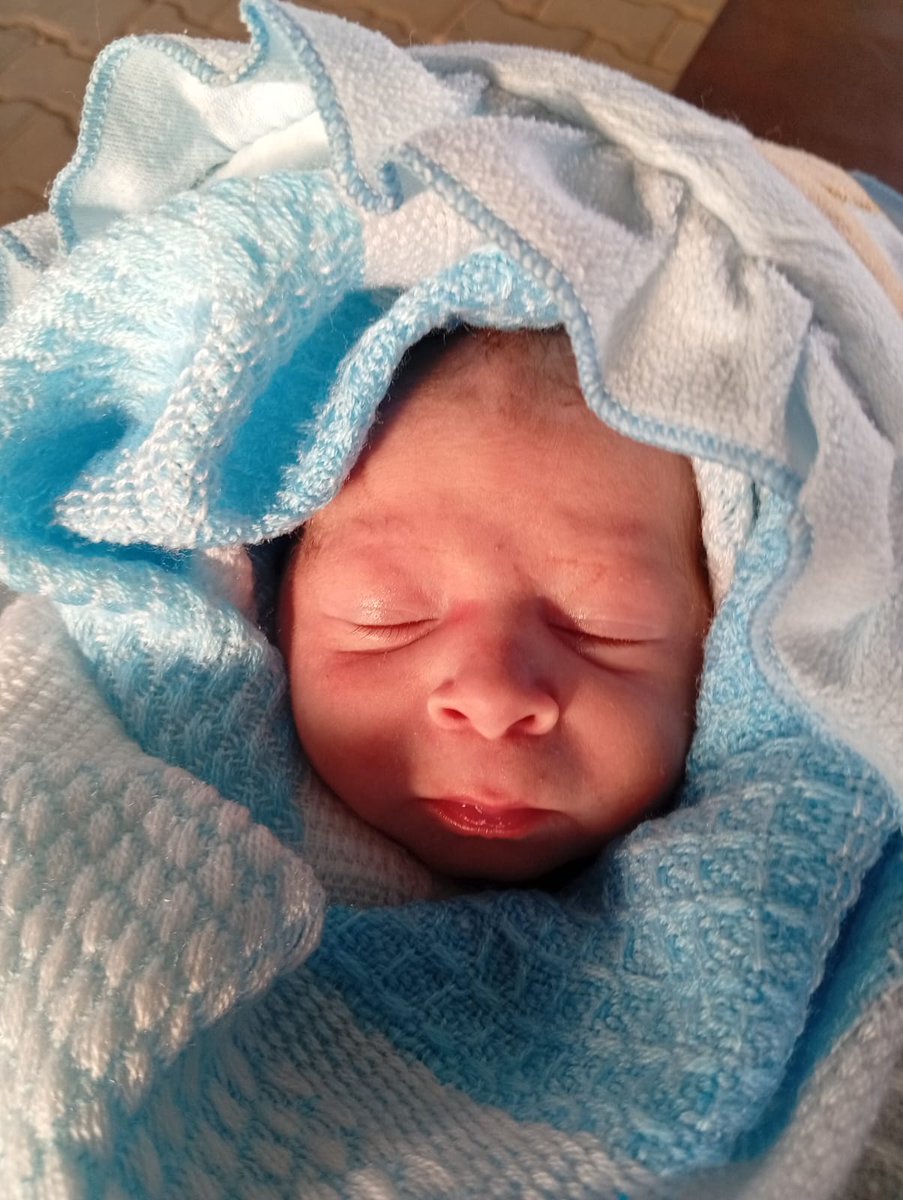 My friends,
🙏 Please donate to us… we need every single contribution, I swear to you.
Your donations turn into shelter , winter clothes , warmth for children and adults , and food and drink .
After losing everything—our homes and jobs—we are left with nothing, living in torn