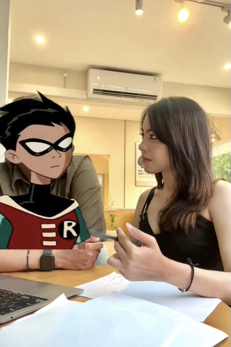 karimakayyim's tweet image. Hai guys! Setelah agak lama aku &amp;amp; Pai (@keharyapatihan) gak cuap2 di X, kami akhirnya mau bagi2 sesuatu buat yg pengen belajar Ekonomi dari 0 dengan mudah ala Pai &amp;amp; Kari.

Ini dibuat dari kami yg sama2 gak punya bacgkround ekonomi/finance dengan bahasa dan logika sederhana,…