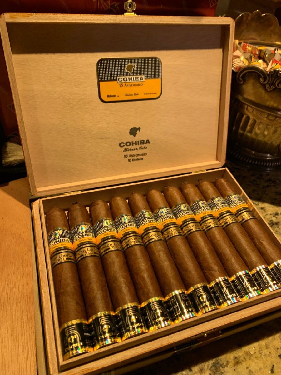 You’ve been lied to about Cigars.

Most people think they're as harmful as cigarettes.

But when used intentionally?

They're a powerful tool for physical and mental health.

Here's what 99% of people won't tell you about the benefits of cigars: