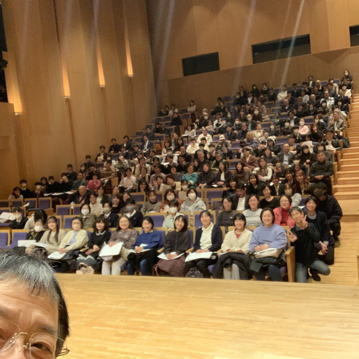 nobuya_sax's tweet image. 今日１９日は、清水マリナートホールにて、マリナート・ウインズの結団式。2026年３月２０日の公演のためです！
11年続くマリナート・ウインズ、今回は中学、高校生主体のユースチームも新たに加わり、3チーム＆迫力満点の全体合奏。
ゲストコーナーは「銀河鉄道の夜」の我々のチーム。…