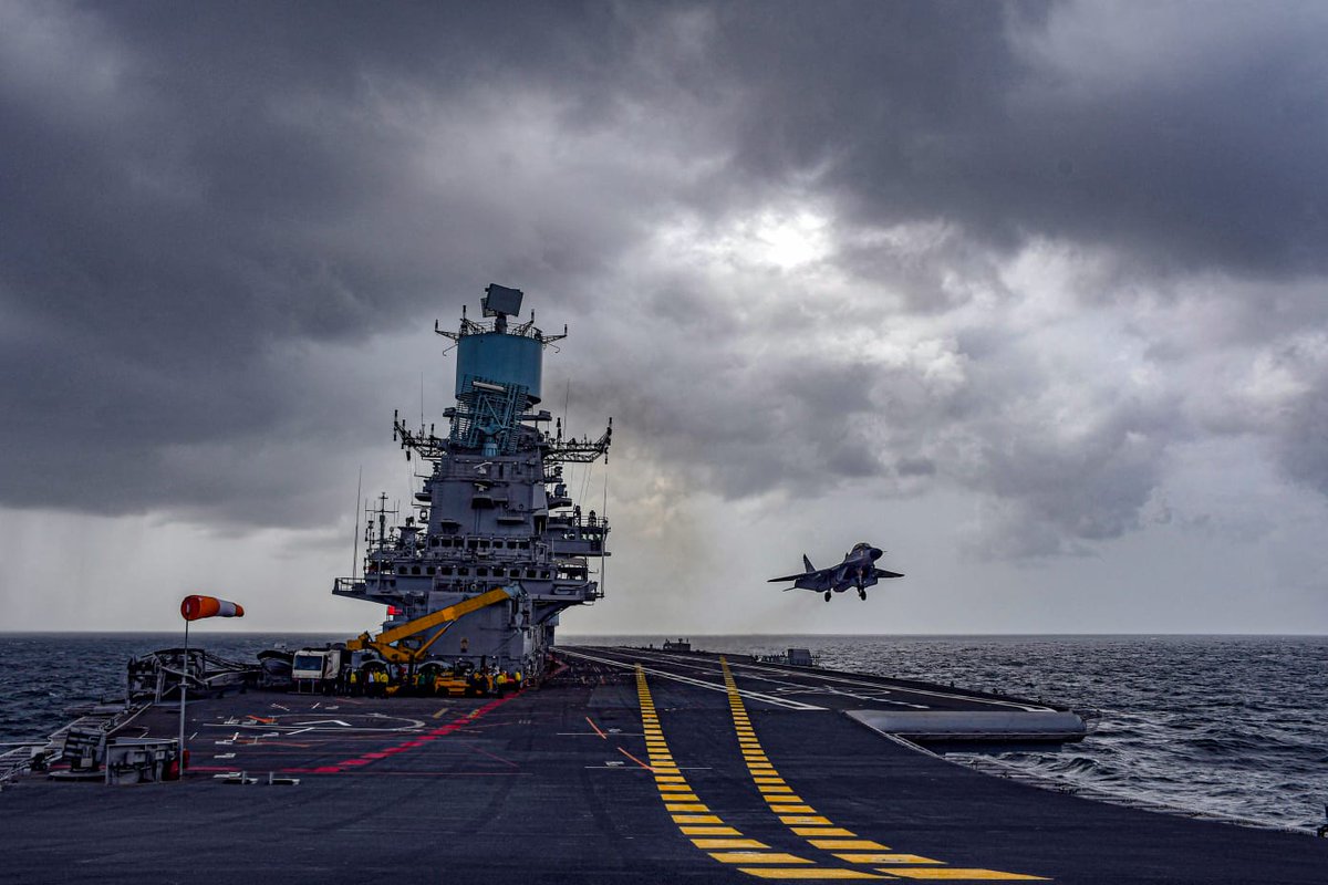 AnilKum_Singh7's tweet image. Strike Far, Strike Sure 💥 INS Vikramaditya celebrates 12 glorious years of service to the Nation! ⚓🇮🇳 #IndianNavy #INSVikramaditya #12YearsOfPride