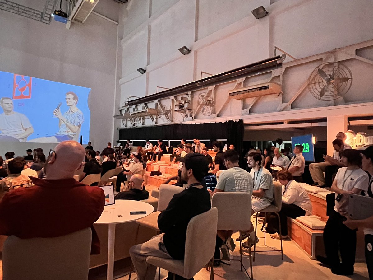 Dune's tweet photo. LIVE NOW AT #DuneCon25 🗣️ https://t.co/6w7JRIWcwZ