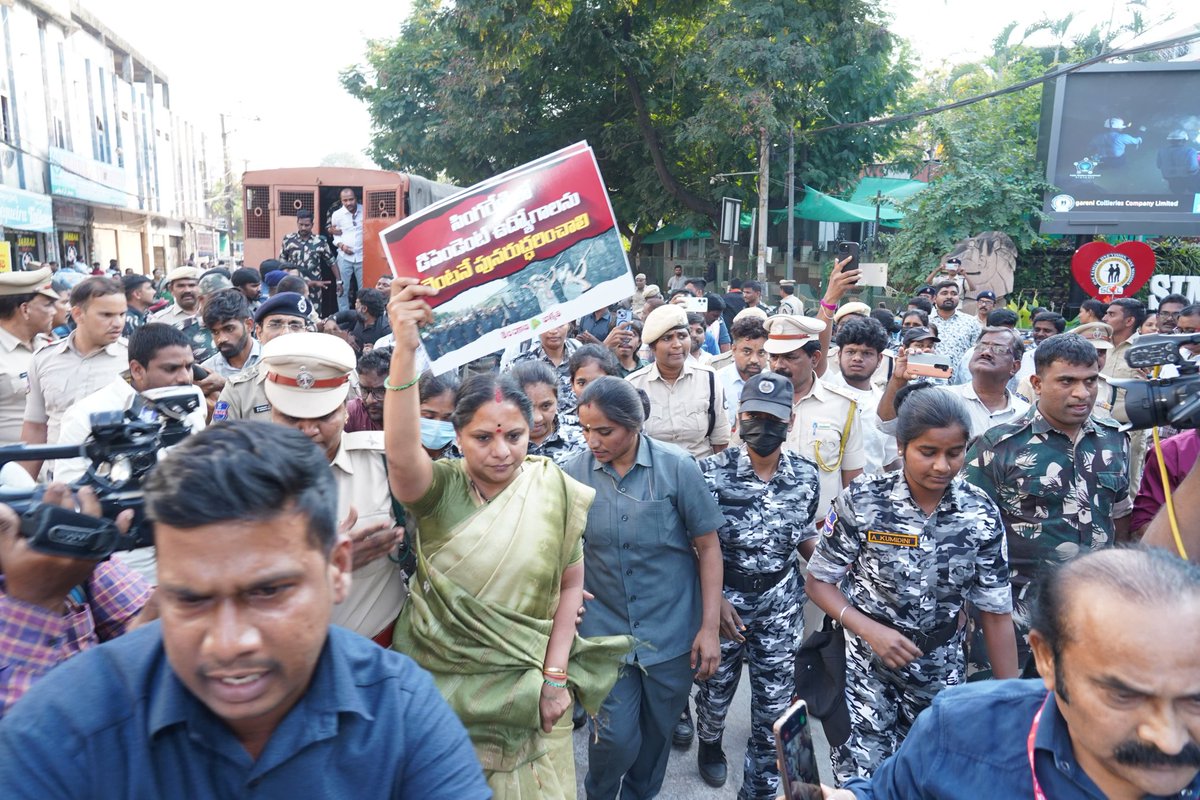 RaoKavitha's tweet image. Congress in Telangana is stifling voices. Today’s detention reflects the government’s increasing intolerance toward democratic expression.

The demands for restoring dependent jobs in Singareni and constituting a medical board must be addressed without delay.

I will continue to…