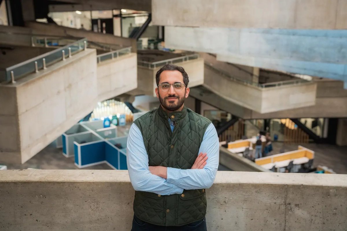 Iamnotmanish's tweet image. Jeff Bezos just bet big on the future of Biotech, backing an AI startup that&apos;s turning proteins into programmable tools. Imagine a world where your body&apos;s building blocks can be coded like software. The next frontier of health &amp;amp; tech is here! @JeffBezos 
#AI #BiotechRevolution